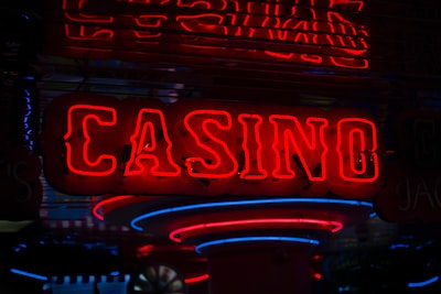 Canlı Casino Deneyimi Sunan Siteler